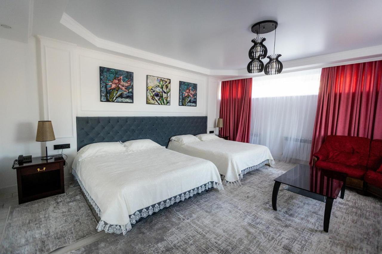 Metelitsa Hotel Karagandy Dış mekan fotoğraf