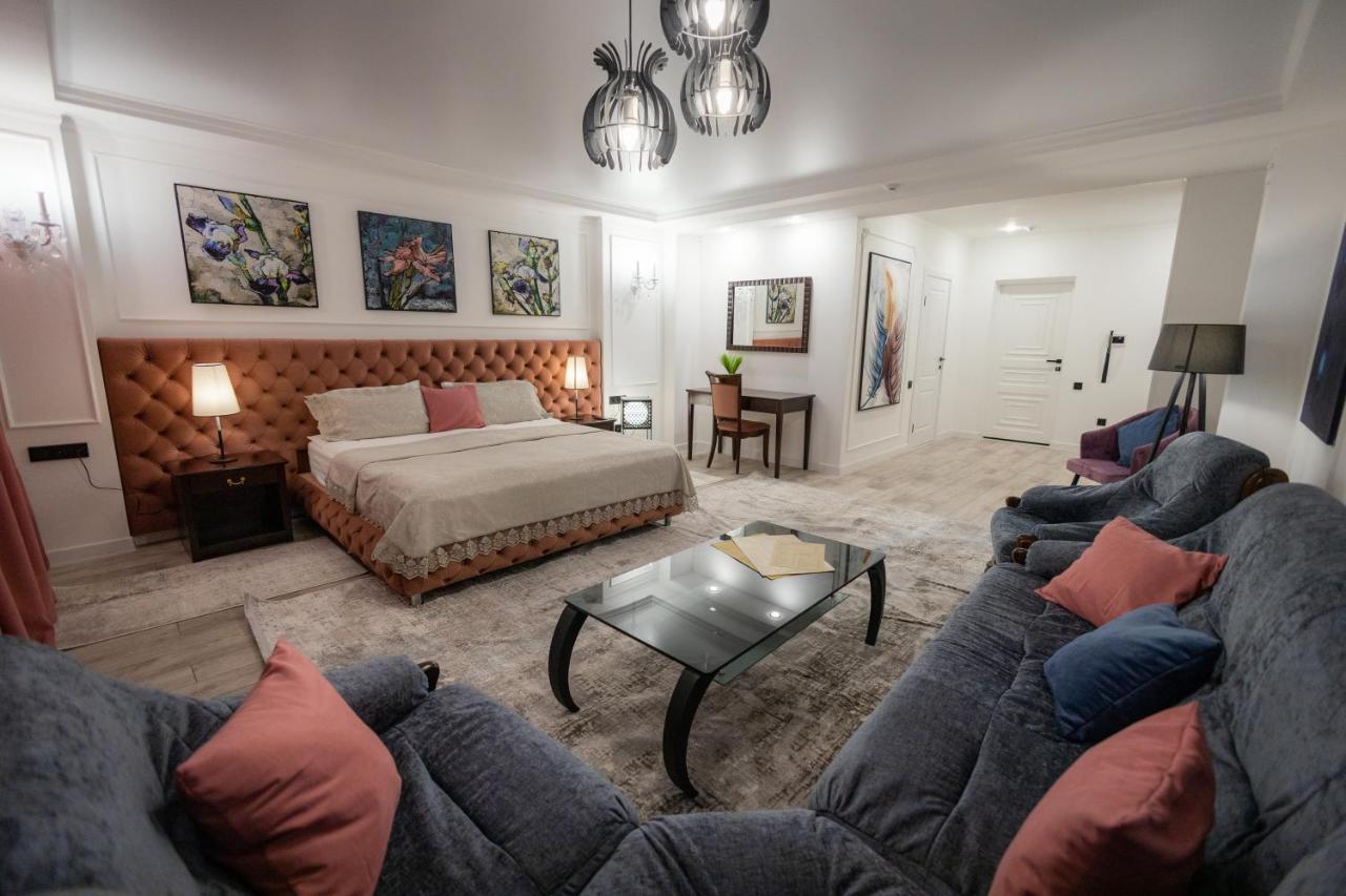 Metelitsa Hotel Karagandy Dış mekan fotoğraf