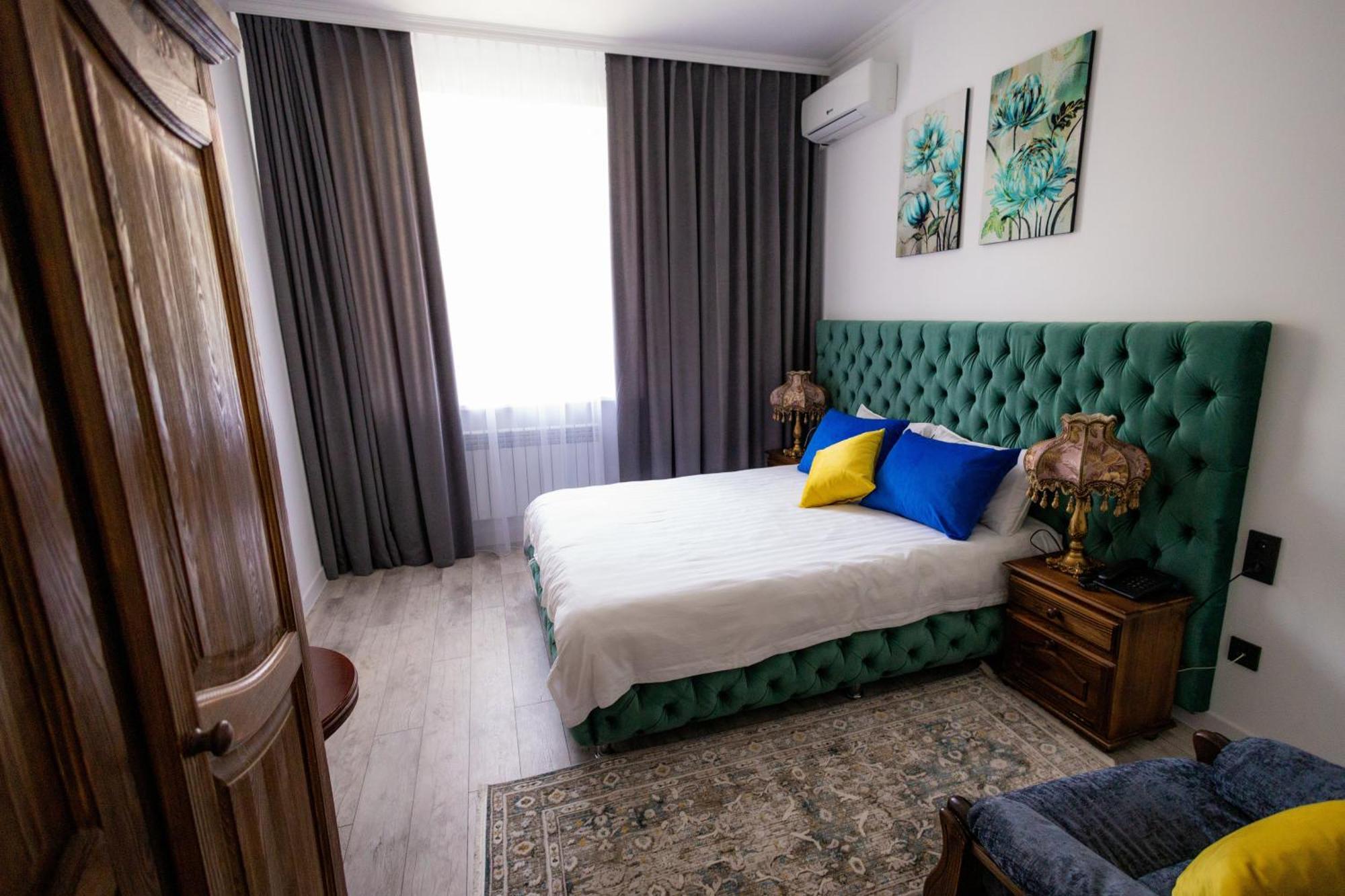 Metelitsa Hotel Karagandy Dış mekan fotoğraf