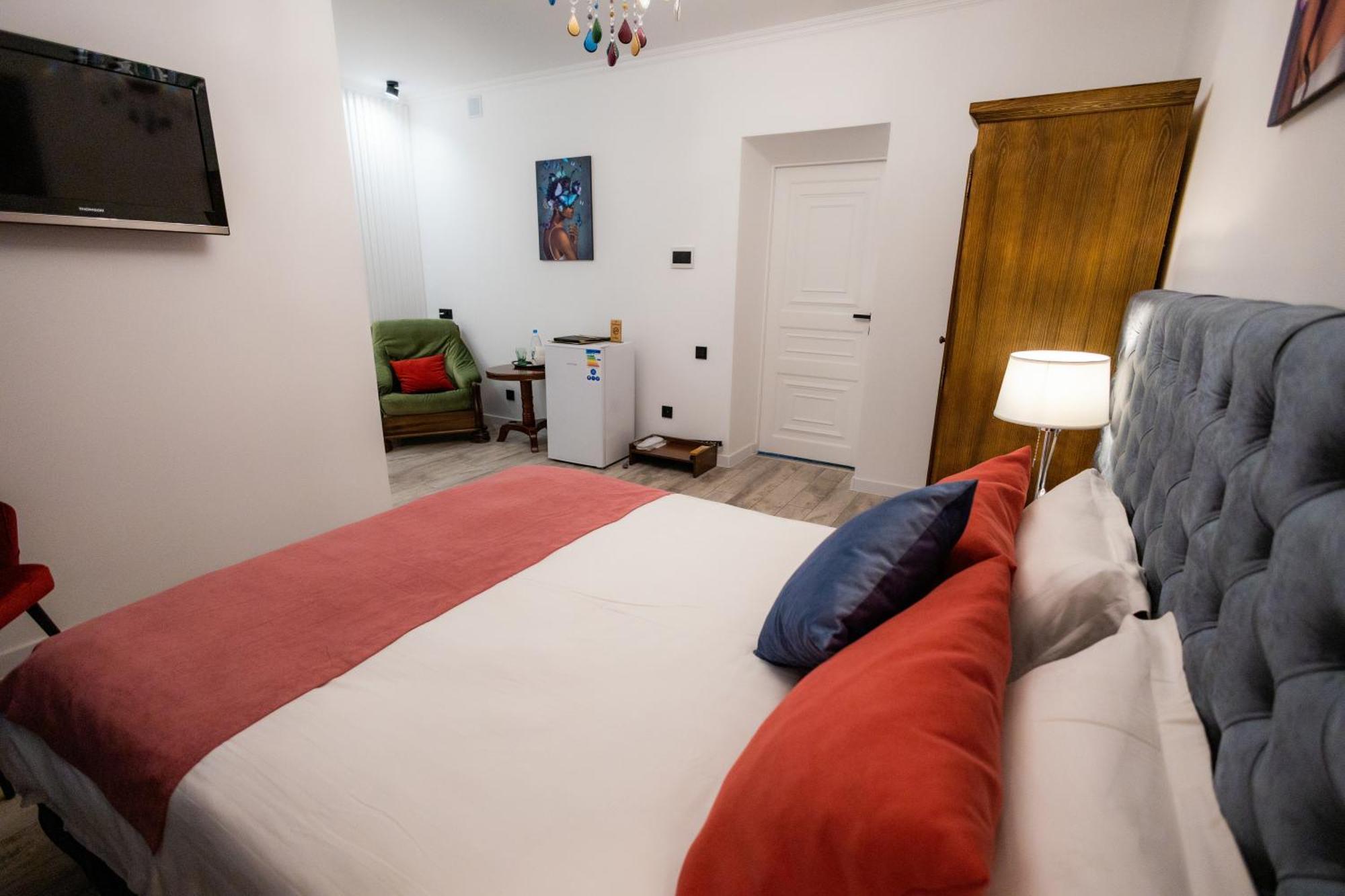 Metelitsa Hotel Karagandy Dış mekan fotoğraf