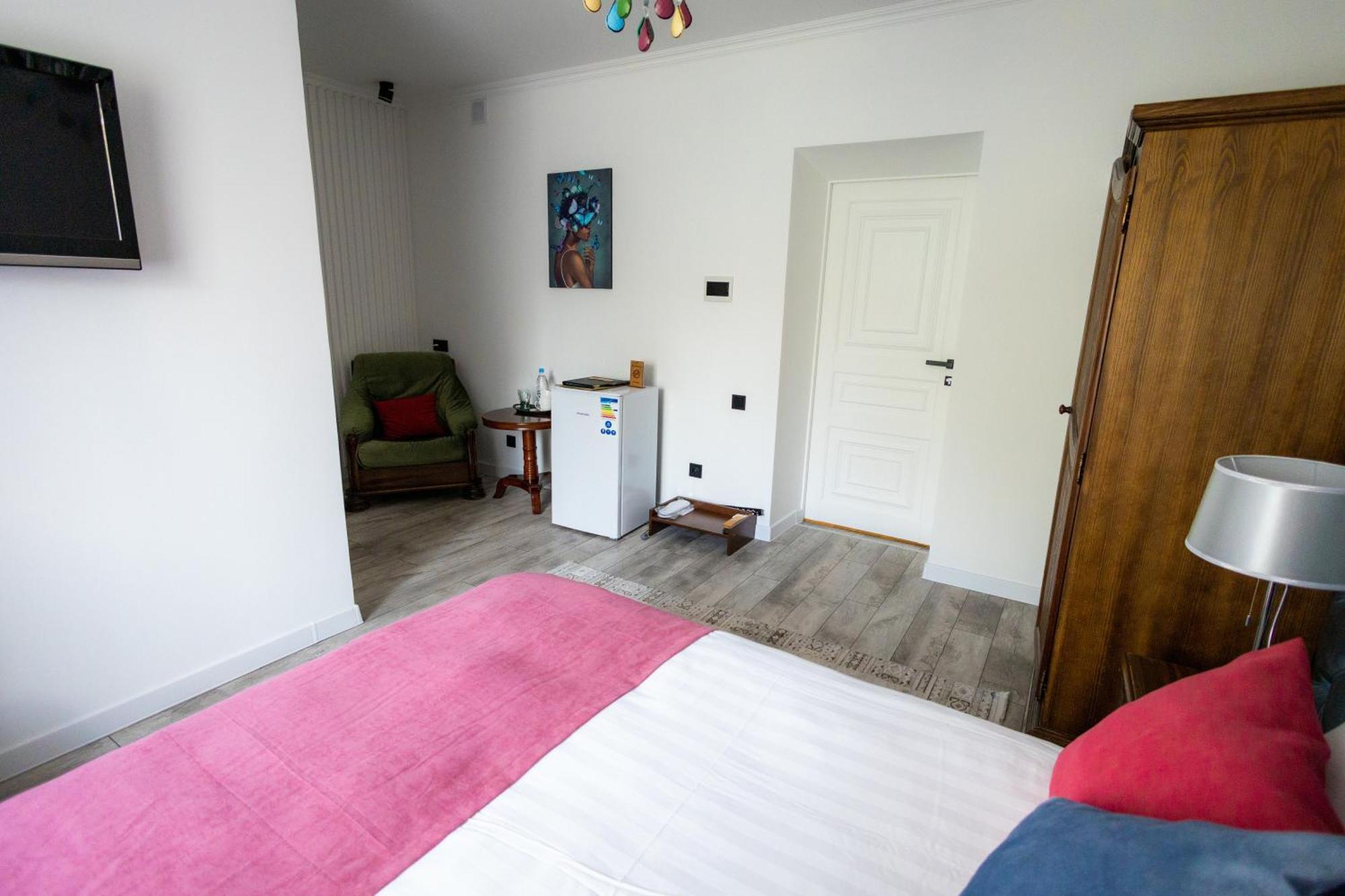 Metelitsa Hotel Karagandy Dış mekan fotoğraf